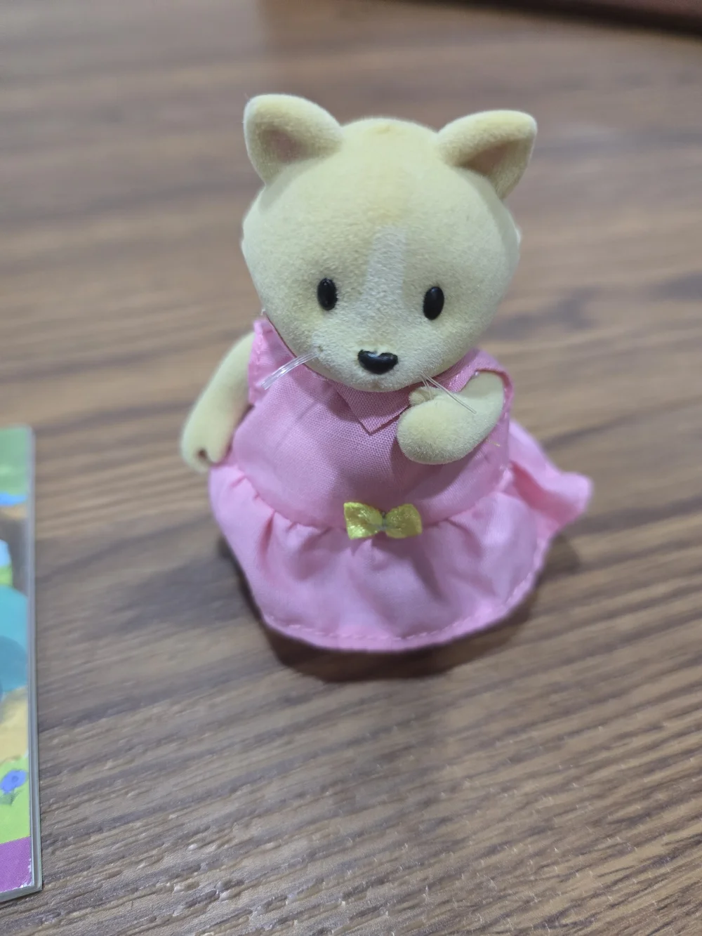 Li'l Woodzeez Whiskerelli Cat Family Set Figures & Storybook Honeysuckle Sweets